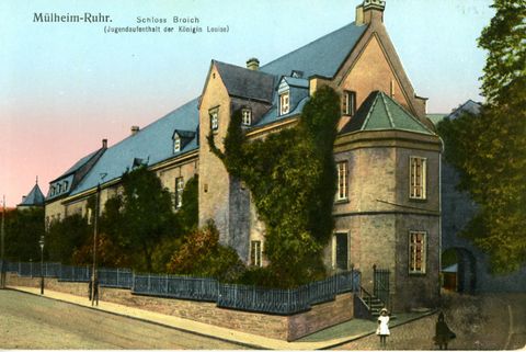 Historische Postkarte vom Giebel von Schloß Broich